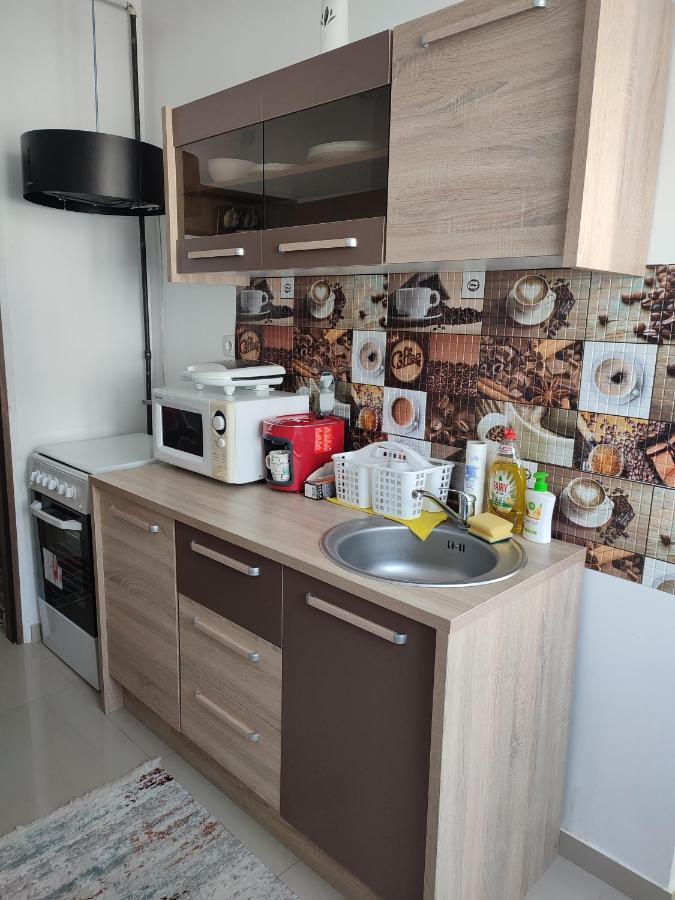 Lovely 1 Bedroom Apartment In City Centre, Sleeps 4 ! Τούρντα Εξωτερικό φωτογραφία